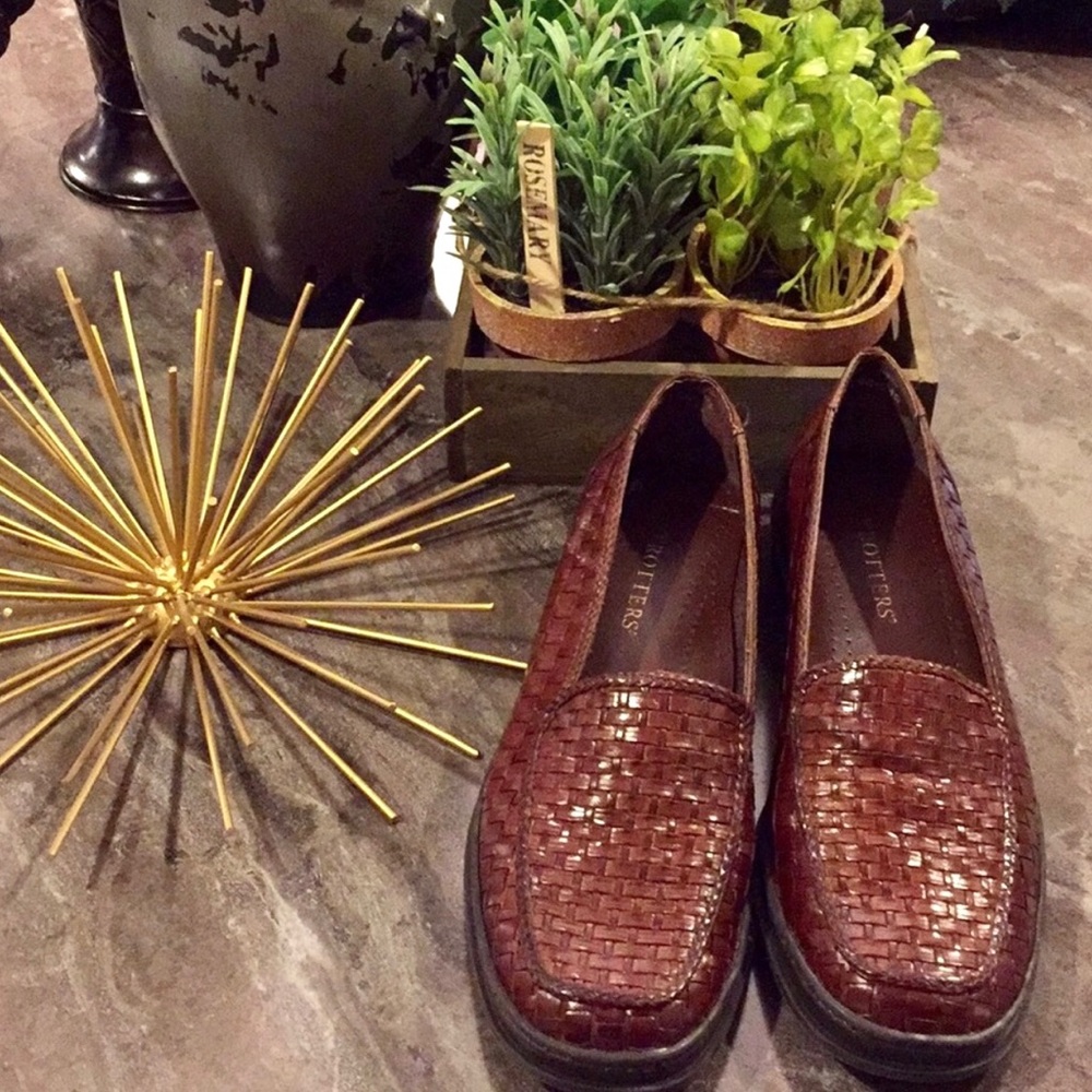 Trotters Woven Leather Loafers Size 10M